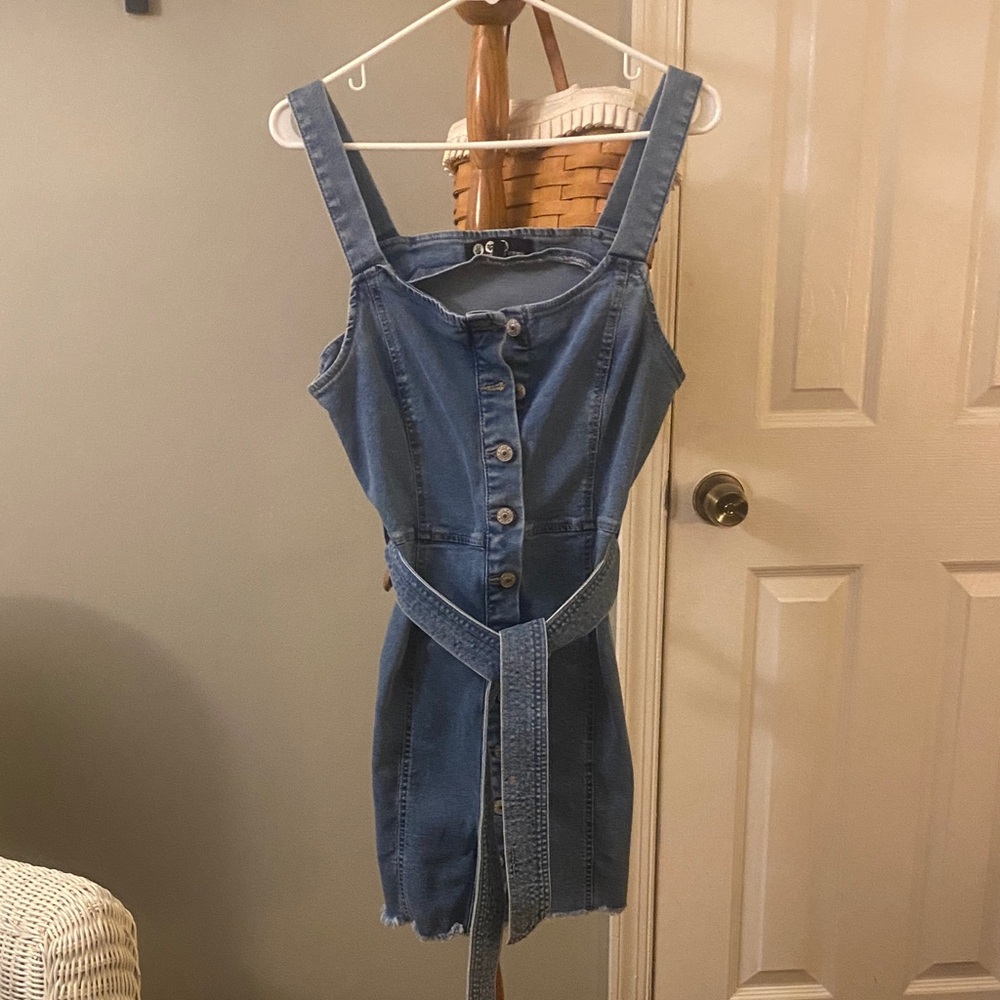 Chic Blue Denim Dress with Belt